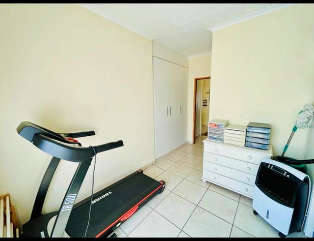 2 BEDROOM TOWNHOUSE FOR SALE IN SOUTH CREST